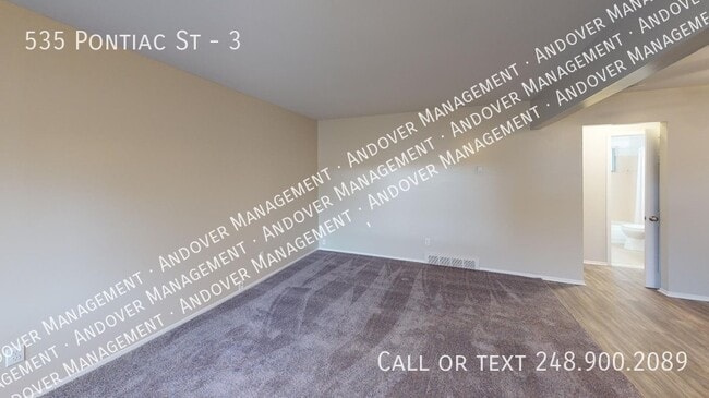 Building Photo - Hidden Pond Apartments