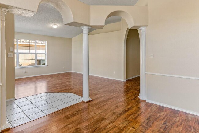 Building Photo - 4304 Prairie Hill Pl NW