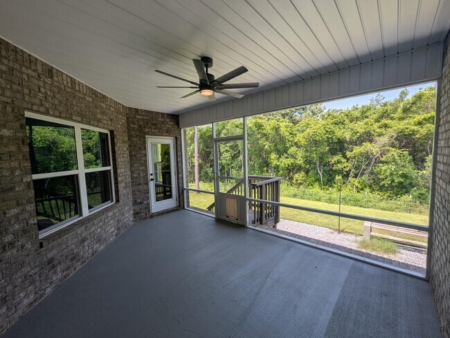 Building Photo - 3565 Pearl Ct