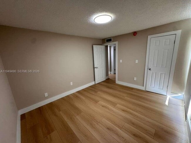 Building Photo - 1990 W 56th St