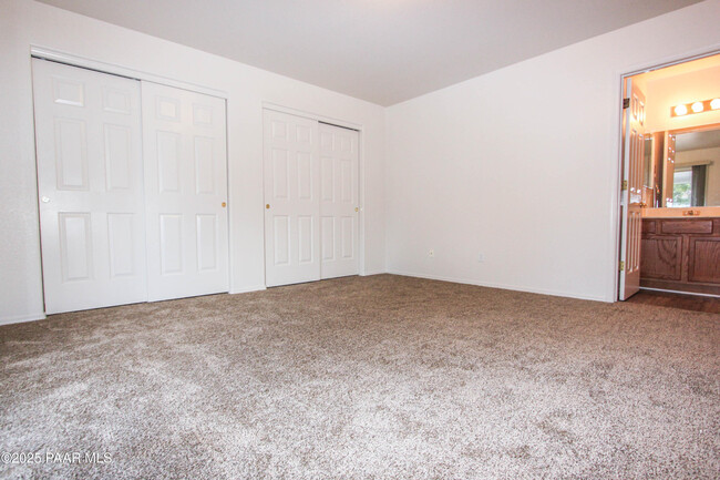 Building Photo - 7212 E Burro Ln