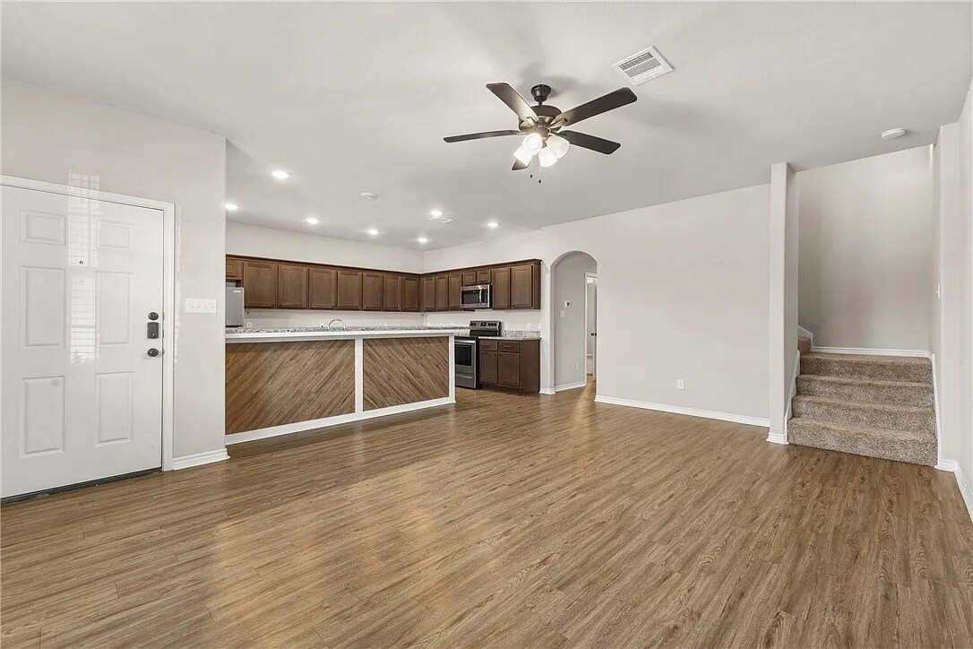 Building Photo - 3013 Marvel Ct
