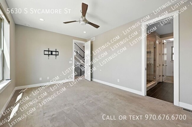 Building Photo - 5630 S Sycamore St