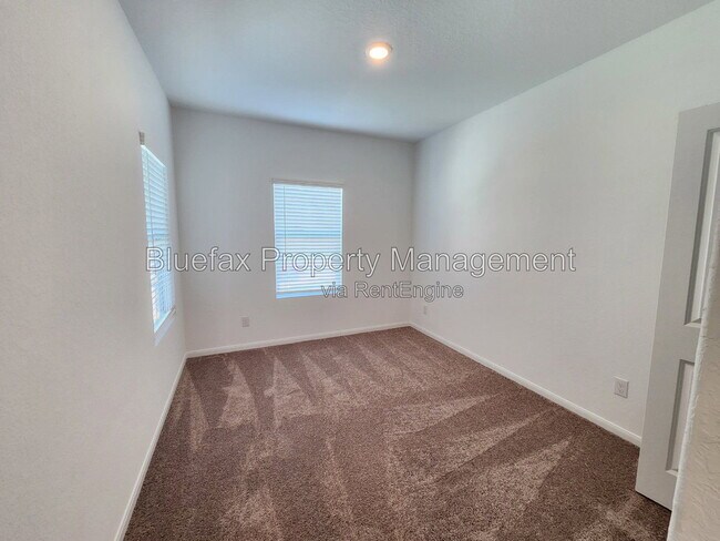 Building Photo - 13907 Sickle Rdg