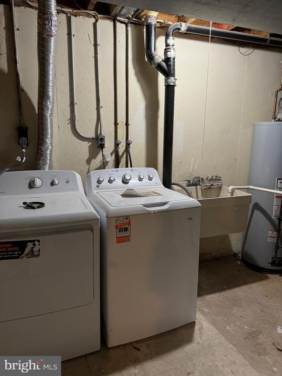 Building Photo - 96 Ewing Dr