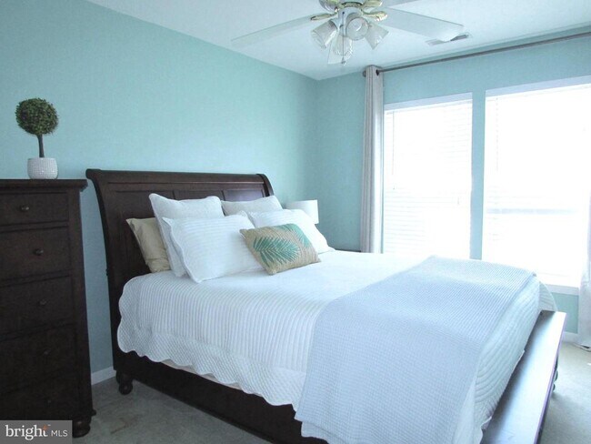 Building Photo - 25835 Teal Court