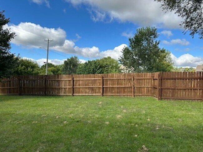 Building Photo - 1303 Kentucky Ave