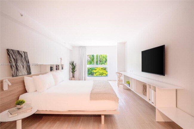 Building Photo - 291 Bal Bay Dr