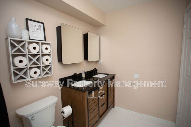 Building Photo - 4208 Aberdeen Ln