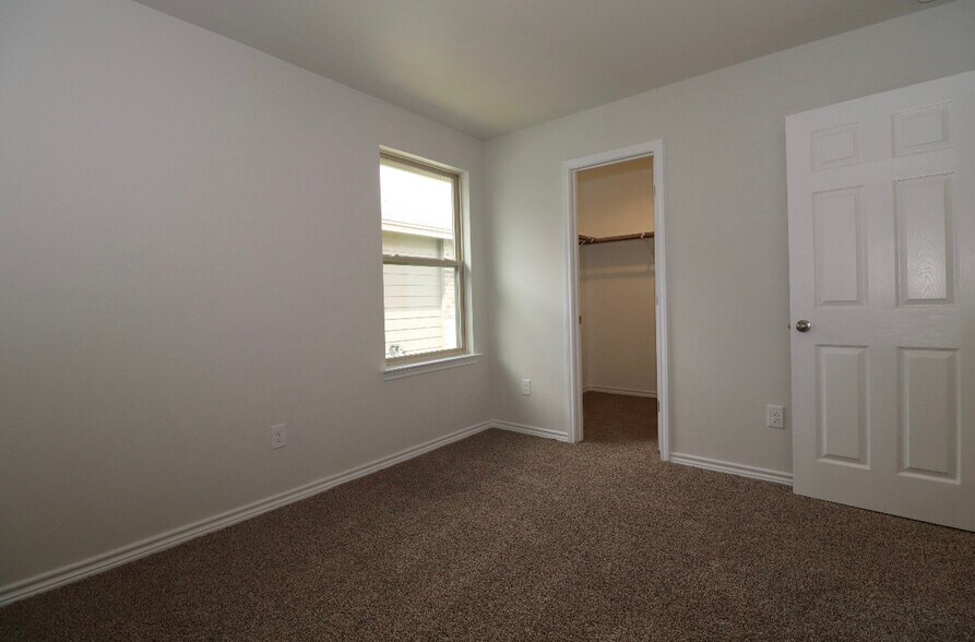 Building Photo - 3937 Jayden Dr