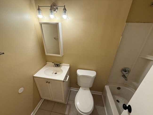 Building Photo - Charming 3 Bed/1.5 Bath Home in Montgomery, AL - $1325/mo