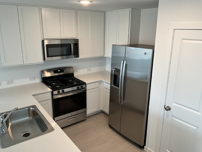 Building Photo - 11810 Spiderwort Rdg