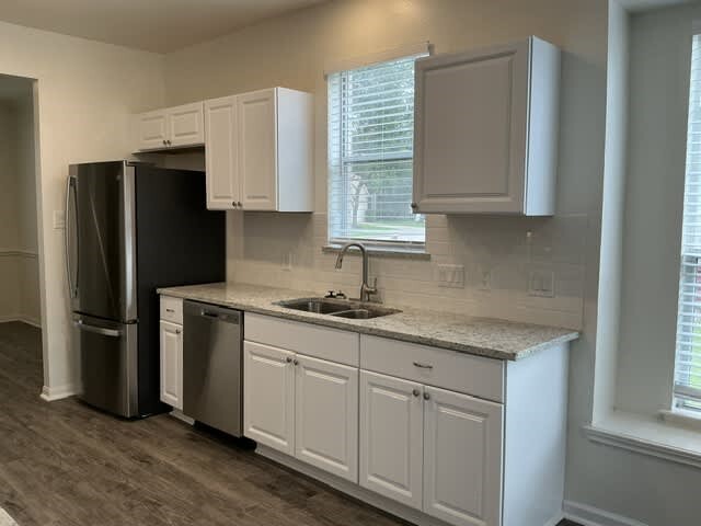 Building Photo - 60 Atascadero Dr