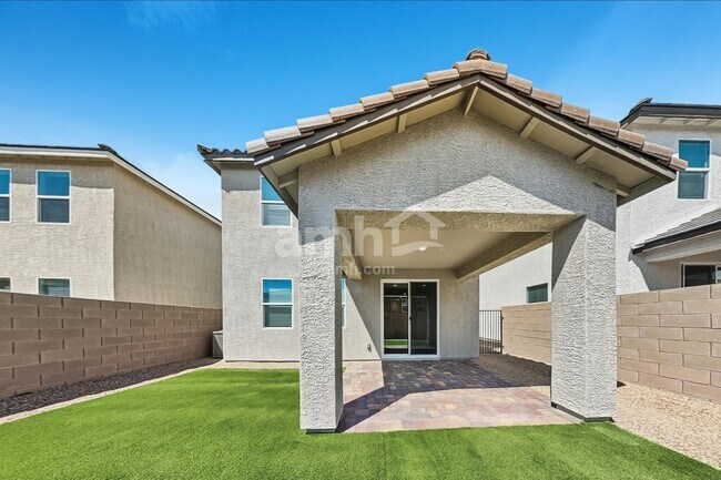Building Photo - 9172 Sierra Point Court