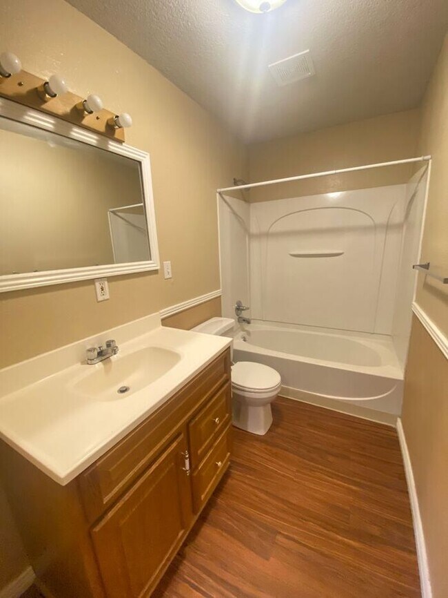 Building Photo - 2 Bedroom plus 3 Non-Conforming Rooms, 2 B...