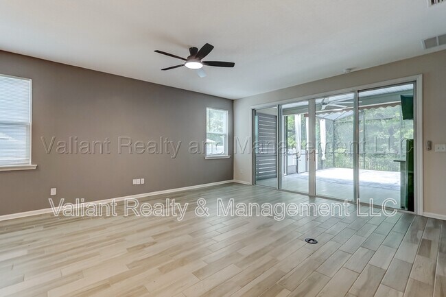 Building Photo - 262 Little Bear Run