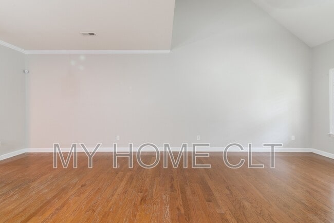 Building Photo - 8513 Loxton Cir