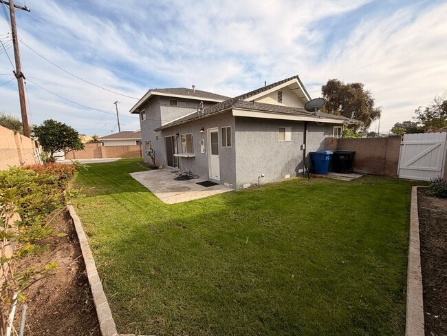 Building Photo - Beautifully Remodeled 4 Bedroom Cypress Ho...