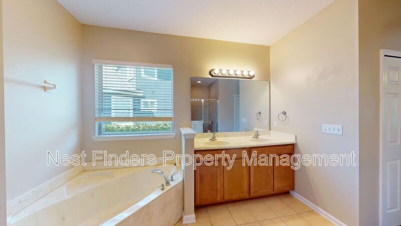 Building Photo - 14631 Millhopper Rd