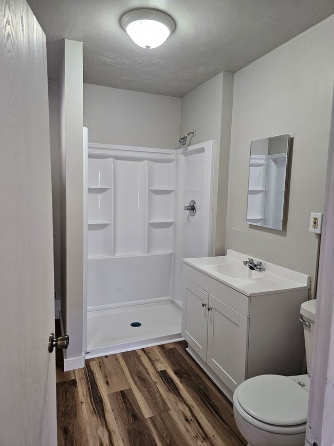 Building Photo - 1105 W 29th St