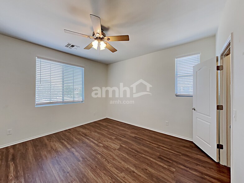 Building Photo - 4151 E Trigger Way