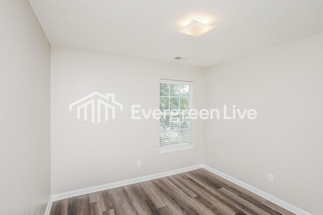 Building Photo - Coming Soon!