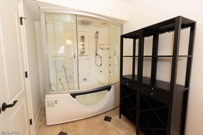 Building Photo - 3600 Oxford Cir