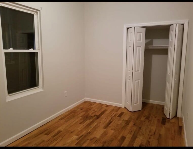 Building Photo - 45 Hawkins St