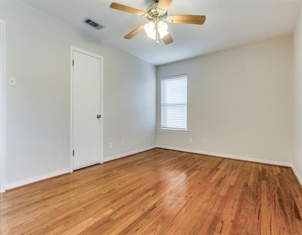 Building Photo - 1310 Kingsbridge Dr