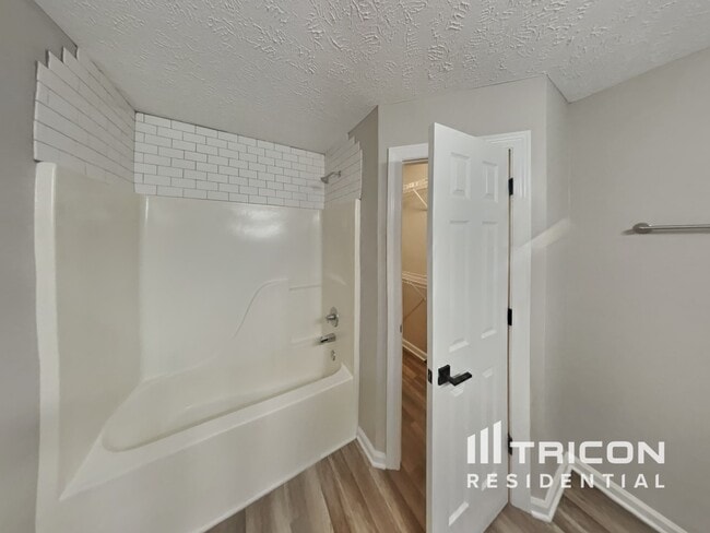 Building Photo - 1513 Destiny Dr