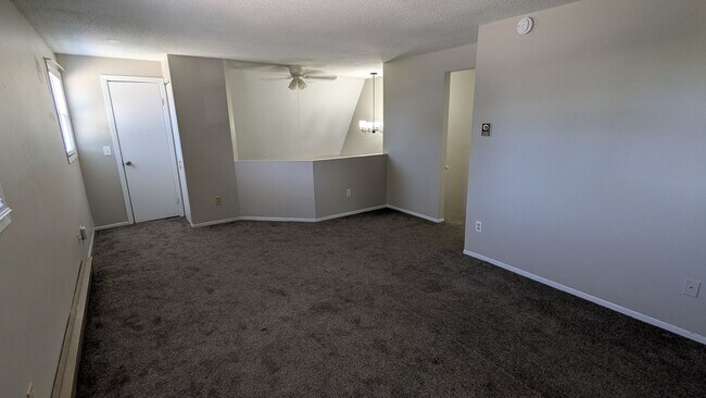Building Photo - MN Cedar Village (809)
