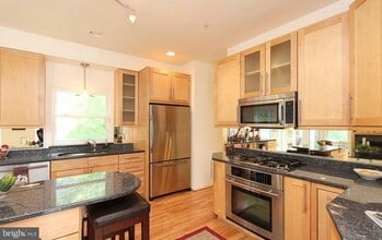 Building Photo - 713 Bonnie Meadow Ln