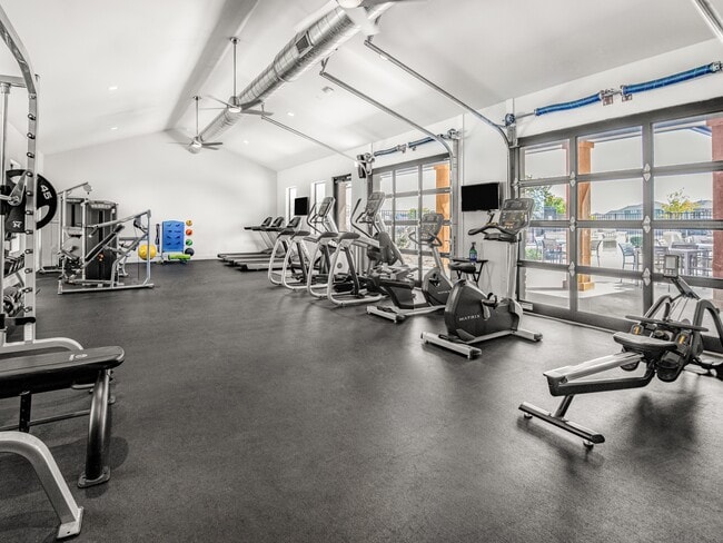 Building Photo - 2734 Lillybrook Ln