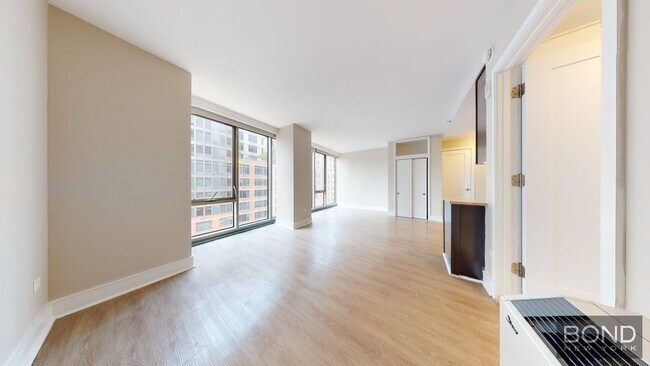 Building Photo - 237 E 34th St