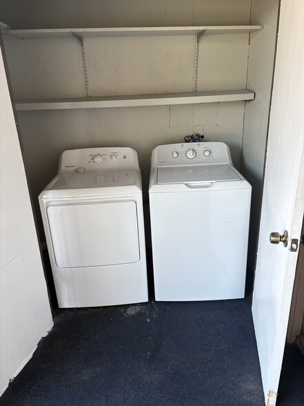 Building Photo - 4020 Billingsgate Rd