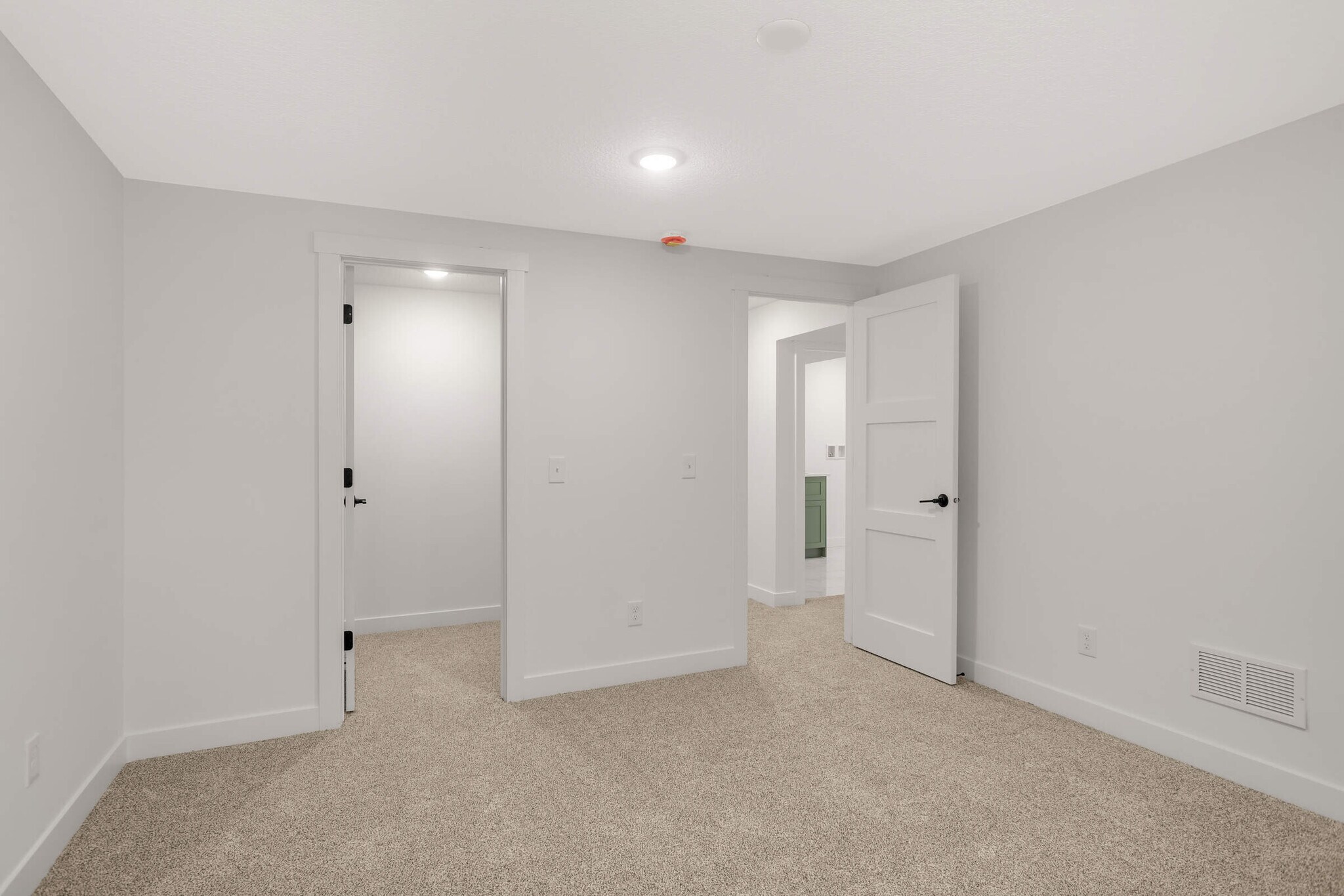 Building Photo - 15240 Kangaroo St NW