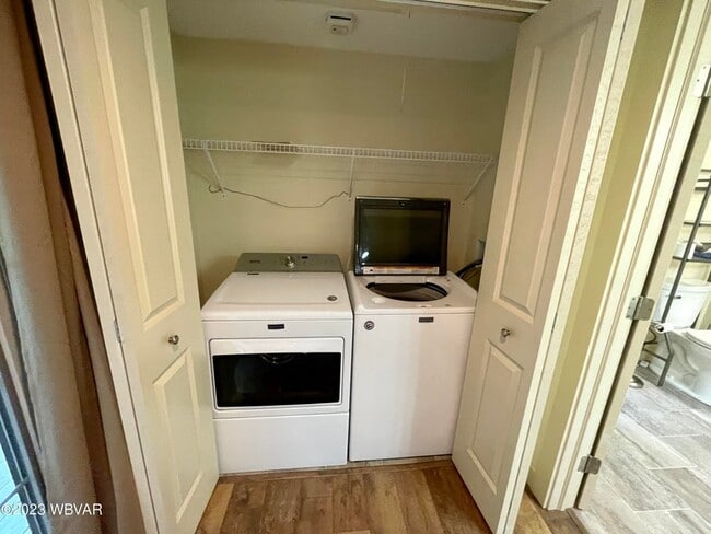 Building Photo - 910 Furnace Run Rd