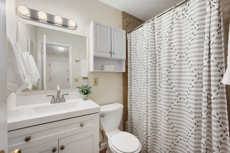 Building Photo - 3035 Oneal Pkwy