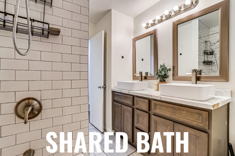 Building Photo - 9341 Hoffman Way