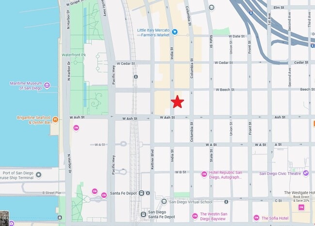 Building Photo - 1435 India St