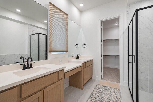 Building Photo - 7424 Lilypad Ln