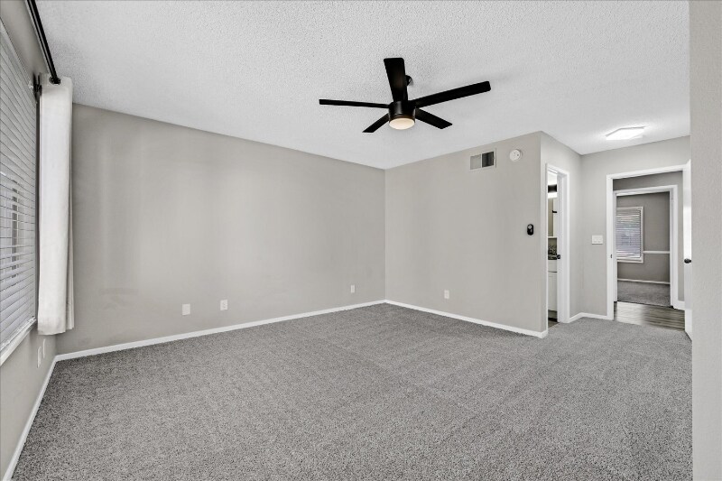 Building Photo - 3849 Boca Chica Ave
