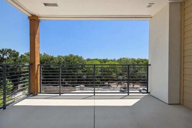 Building Photo - 4801 Springdale Rd