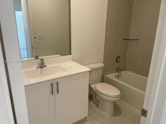 Building Photo - 10013 SW 231st Ln