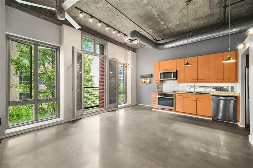 Building Photo - 123 Luckie St NW