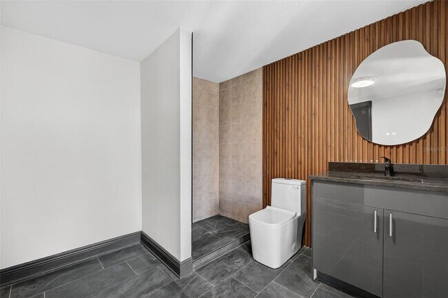 Building Photo - 2401 42nd St S