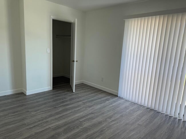 Building Photo - 2103 Wharf Ln