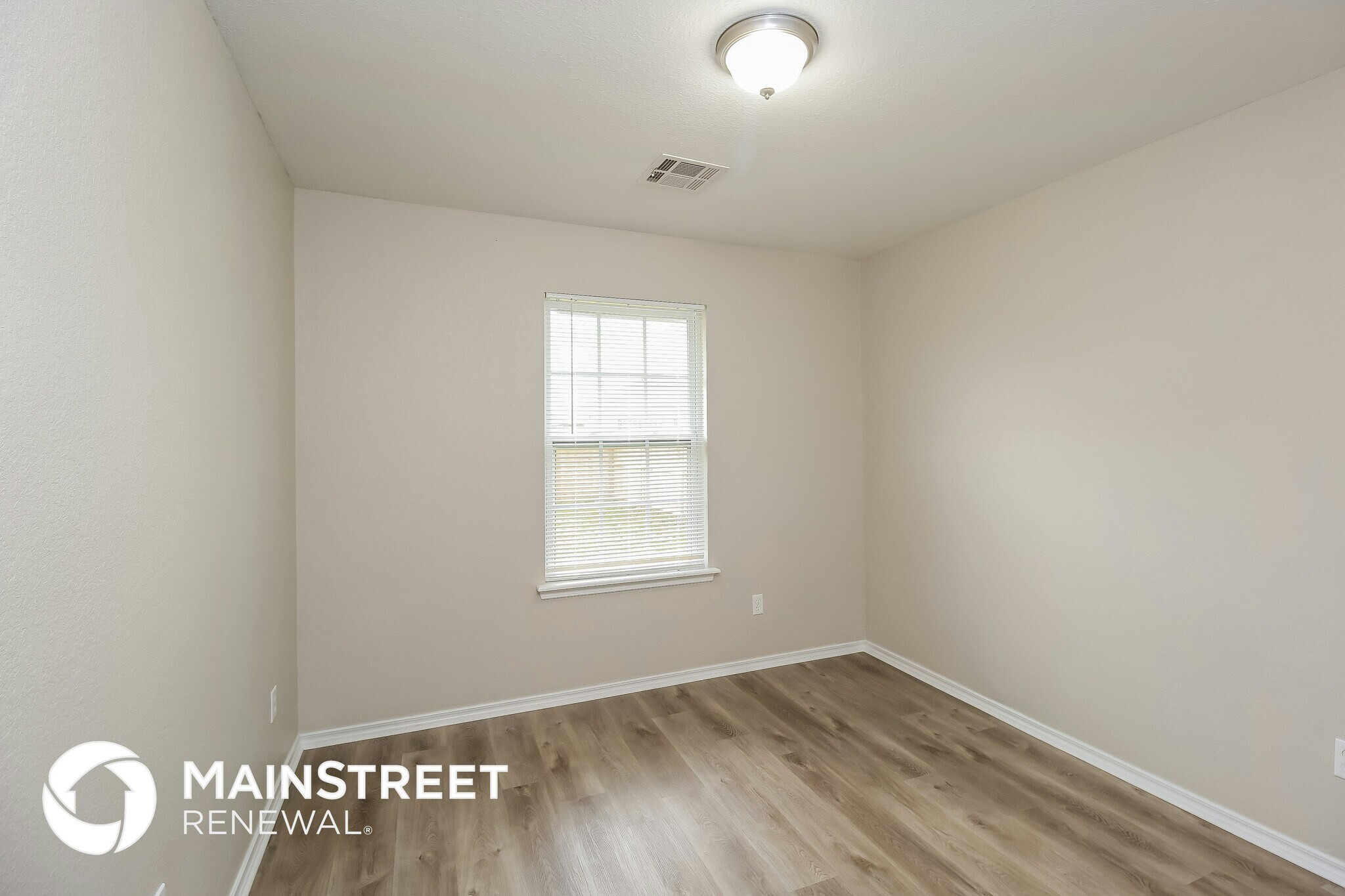 Building Photo - 8004 John Robert Dr