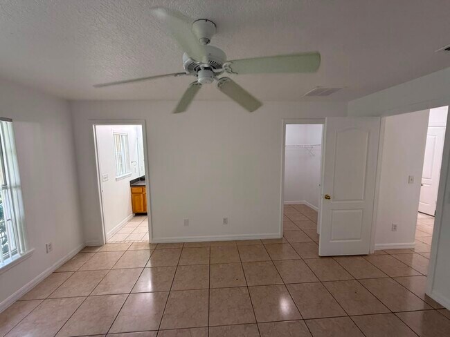 Building Photo - 108 Sundown Ct