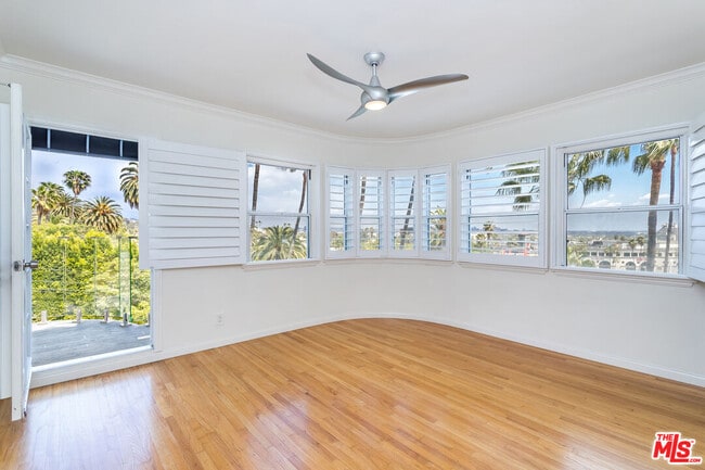 Building Photo - 1541 Selma Dr